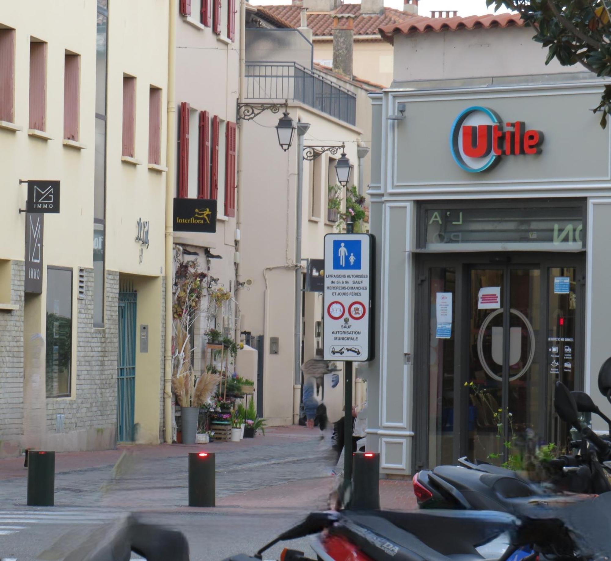 Sanary- La Vie Est Belle- Centre Ville 2 Minutes A Pied- Plage 5 Minutes Extérieur photo